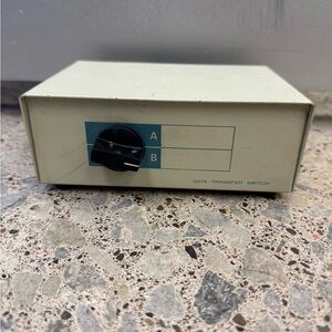 Vintage AB Data 2 way Transfer switch with adapter